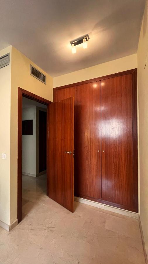 Work And Rest Away From Home Paterna Exterior foto