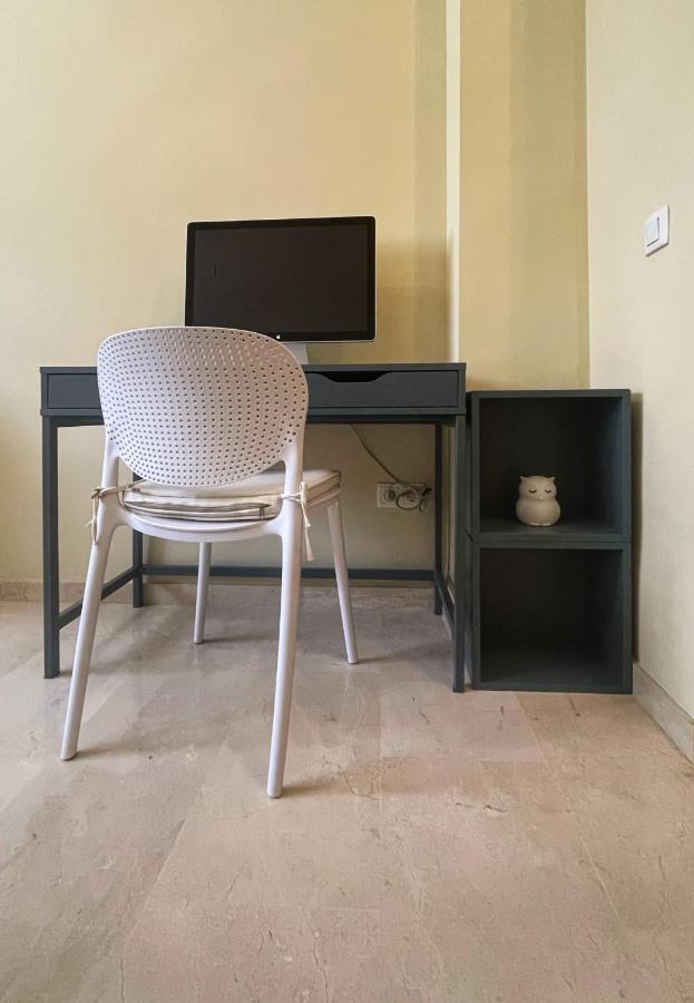 Work And Rest Away From Home Paterna Exterior foto