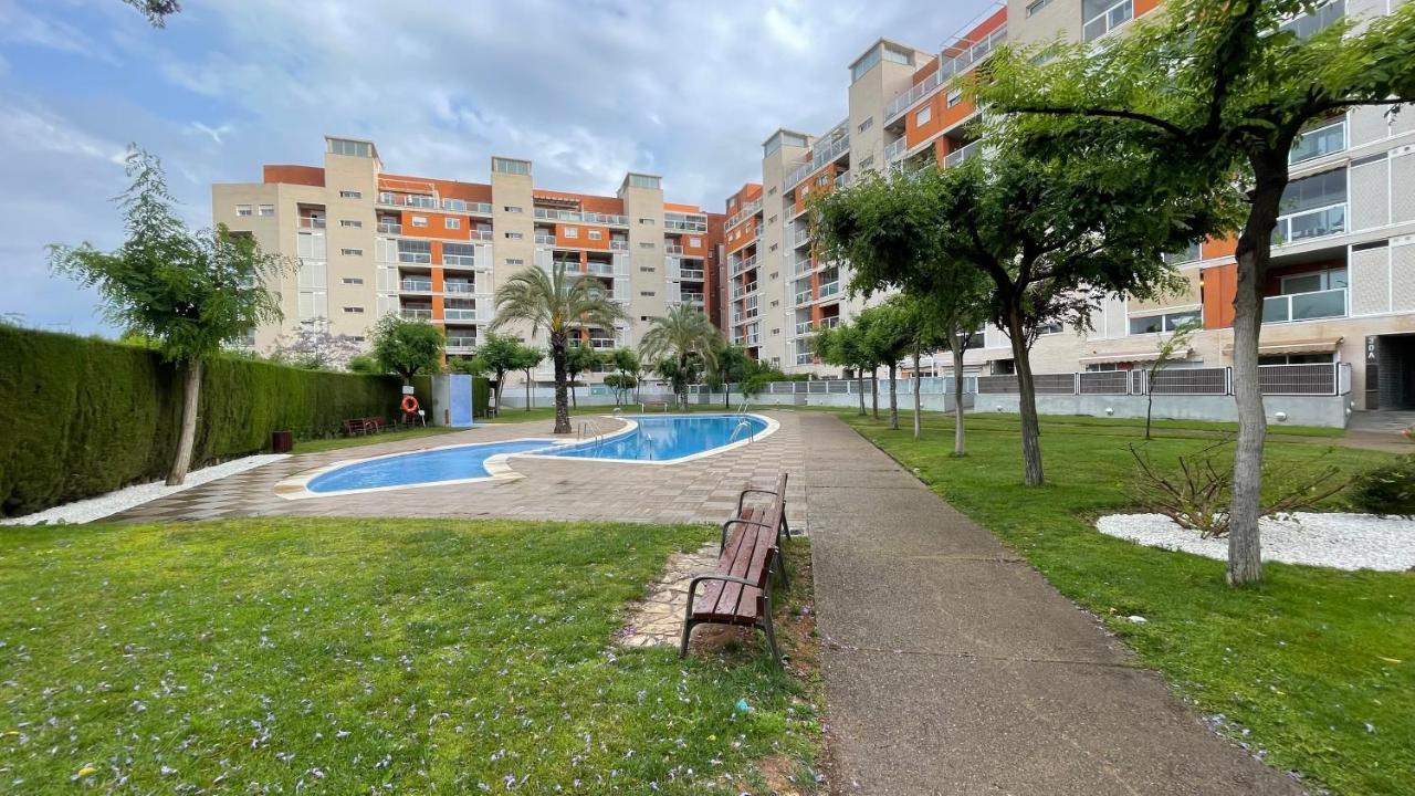 Work And Rest Away From Home Paterna Exterior foto