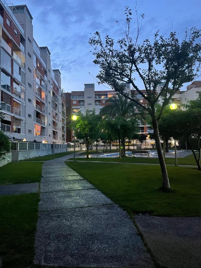 Work And Rest Away From Home Paterna Exterior foto