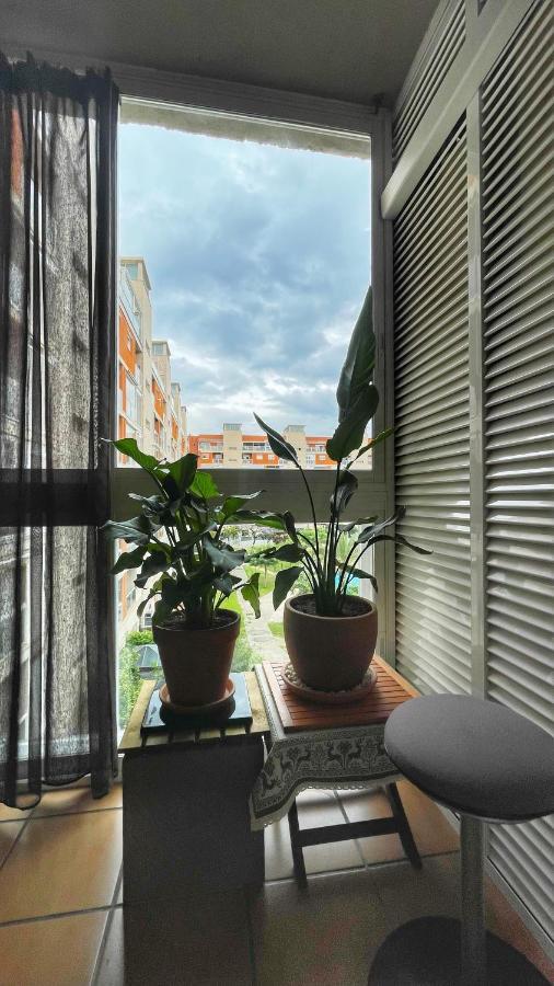 Work And Rest Away From Home Paterna Exterior foto