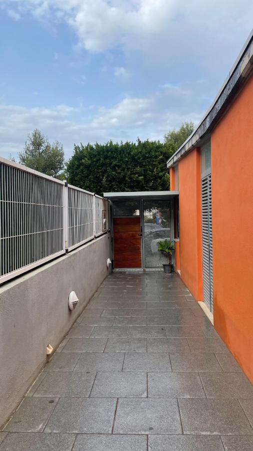 Work And Rest Away From Home Paterna Exterior foto