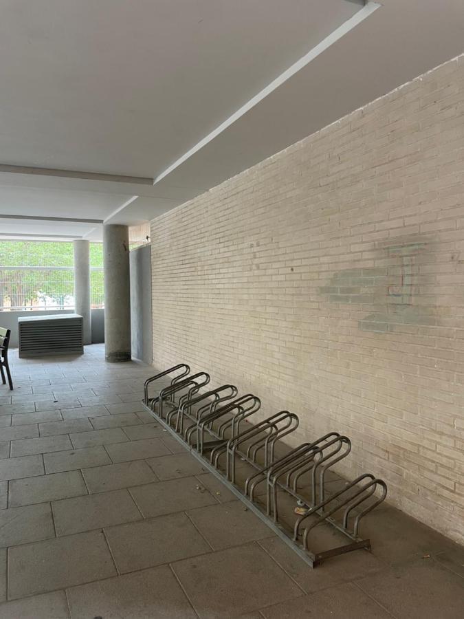 Work And Rest Away From Home Paterna Exterior foto